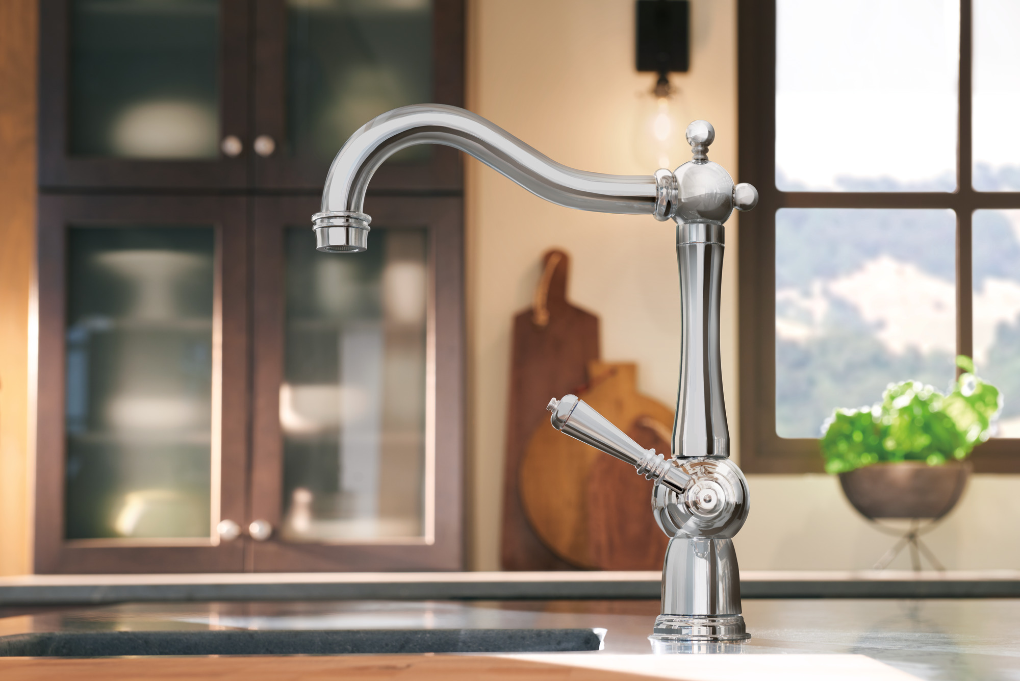Tresa® | Single Handle Kitchen Faucet
