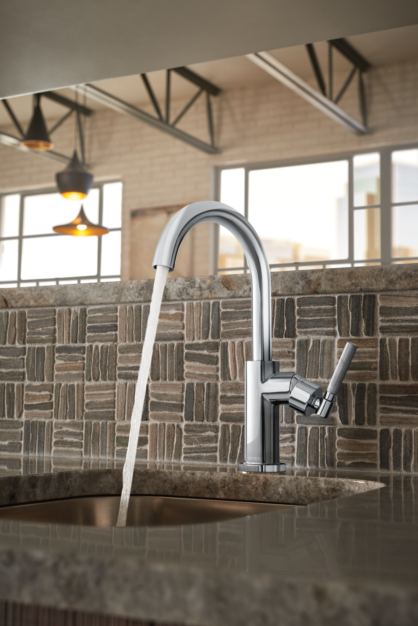 Litze® | Bar Faucet with Arc Spout and Knurled Handle Kit