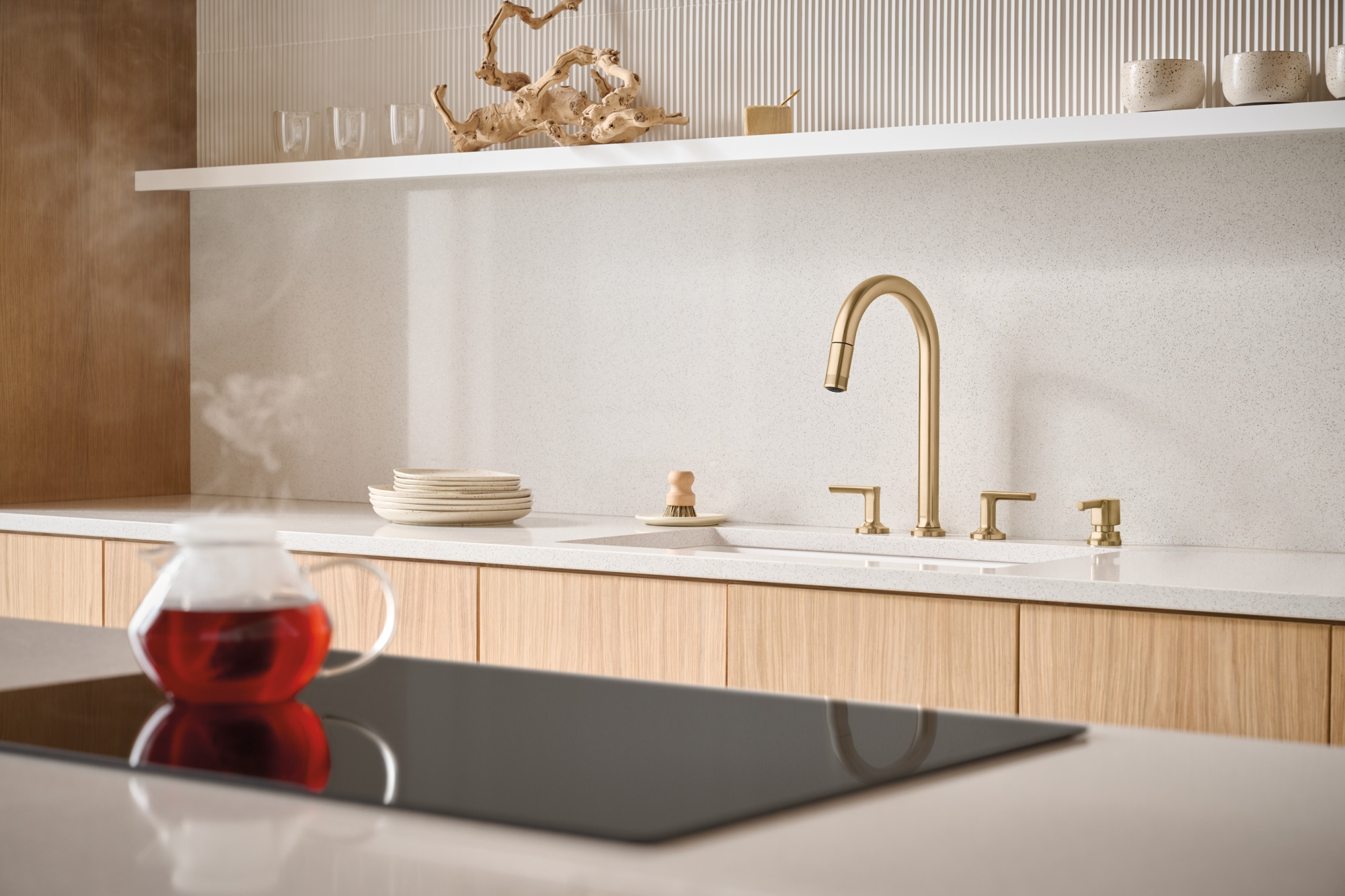 Kintsu® | Widespread Pull-Down Faucet with Arc Spout - Less Handles