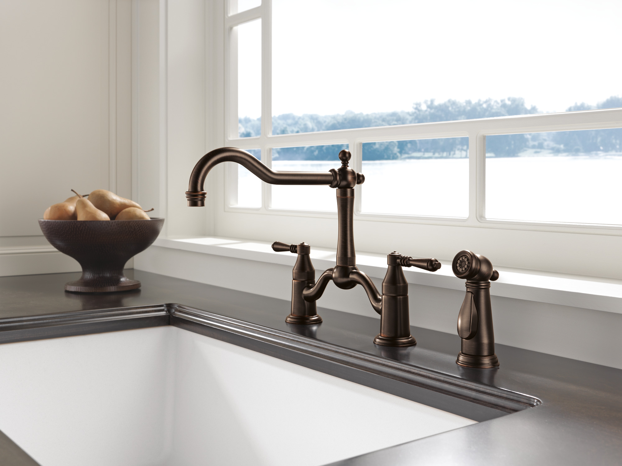 Tresa® | Bridge Faucet with Side Sprayer