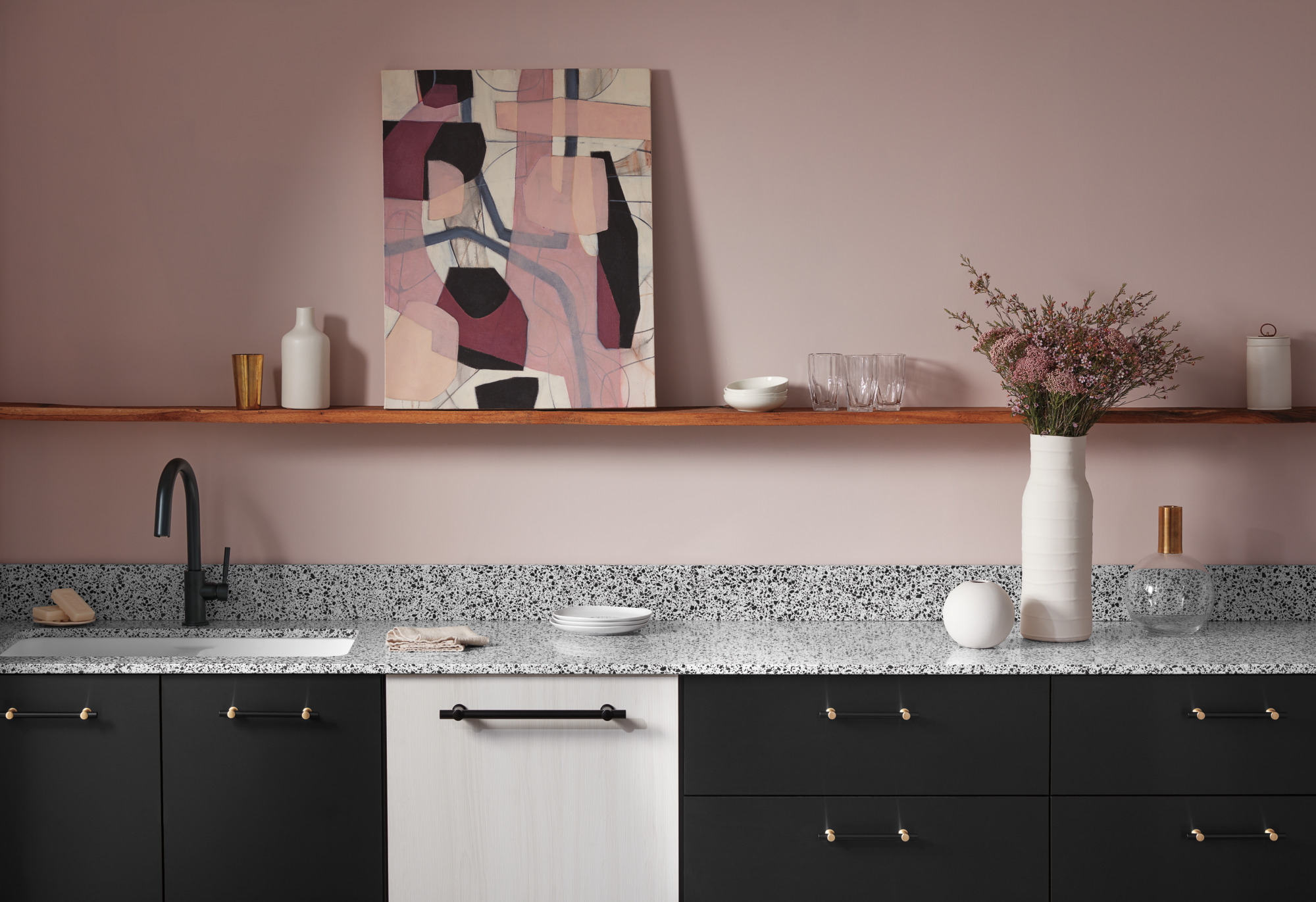 Solna® | Single Handle Pull-Down Kitchen Faucet