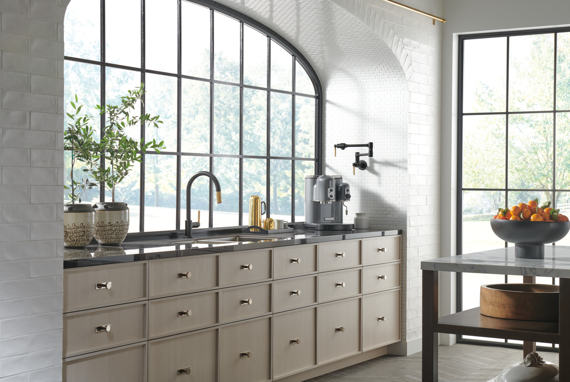 Litze® | Pull-Down Faucet with Arc Spout and Knurled Handle