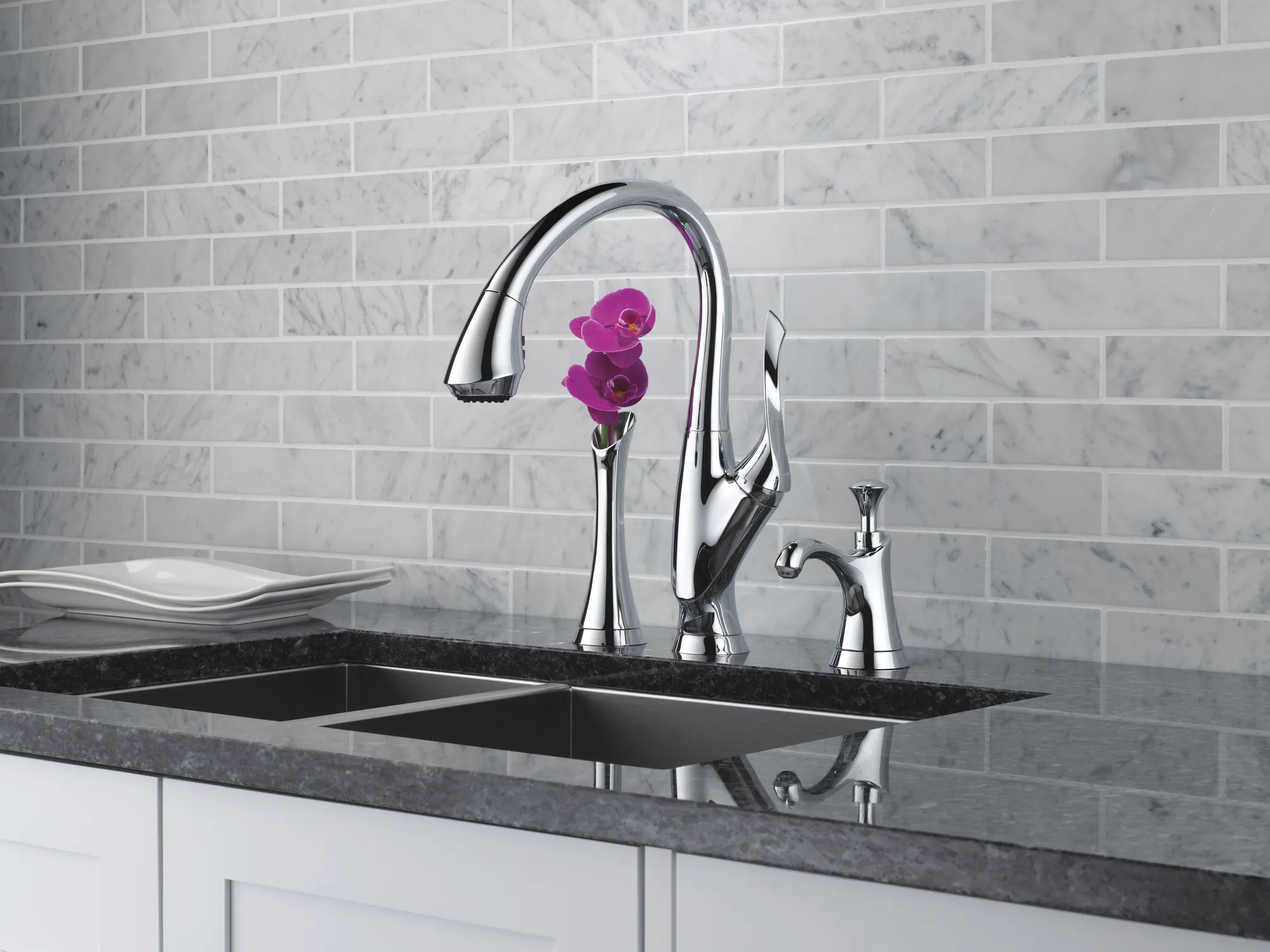 Belo® | Soap/Lotion Dispenser