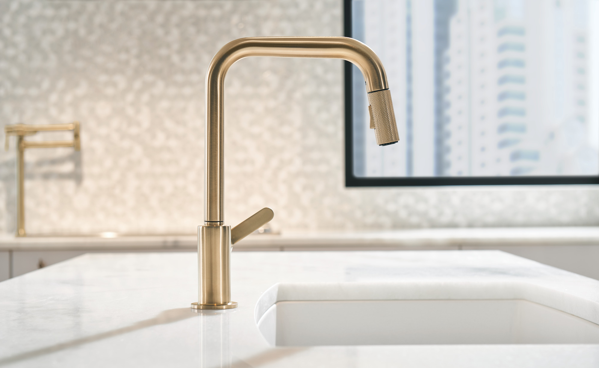 Litze® | Pull-Down Faucet with Square Spout and Industrial Handle