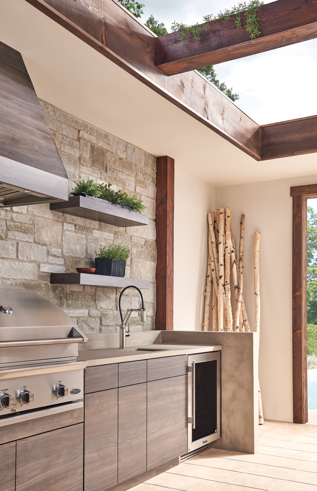 Litze® | Articulating Faucet with Knurled Handle