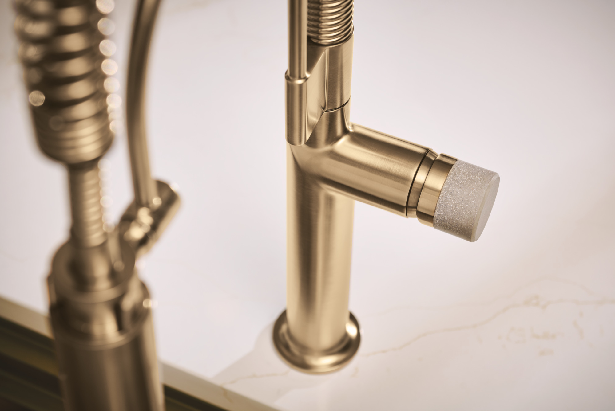 Odin® | Semi-Professional Kitchen Faucet - Less Handle