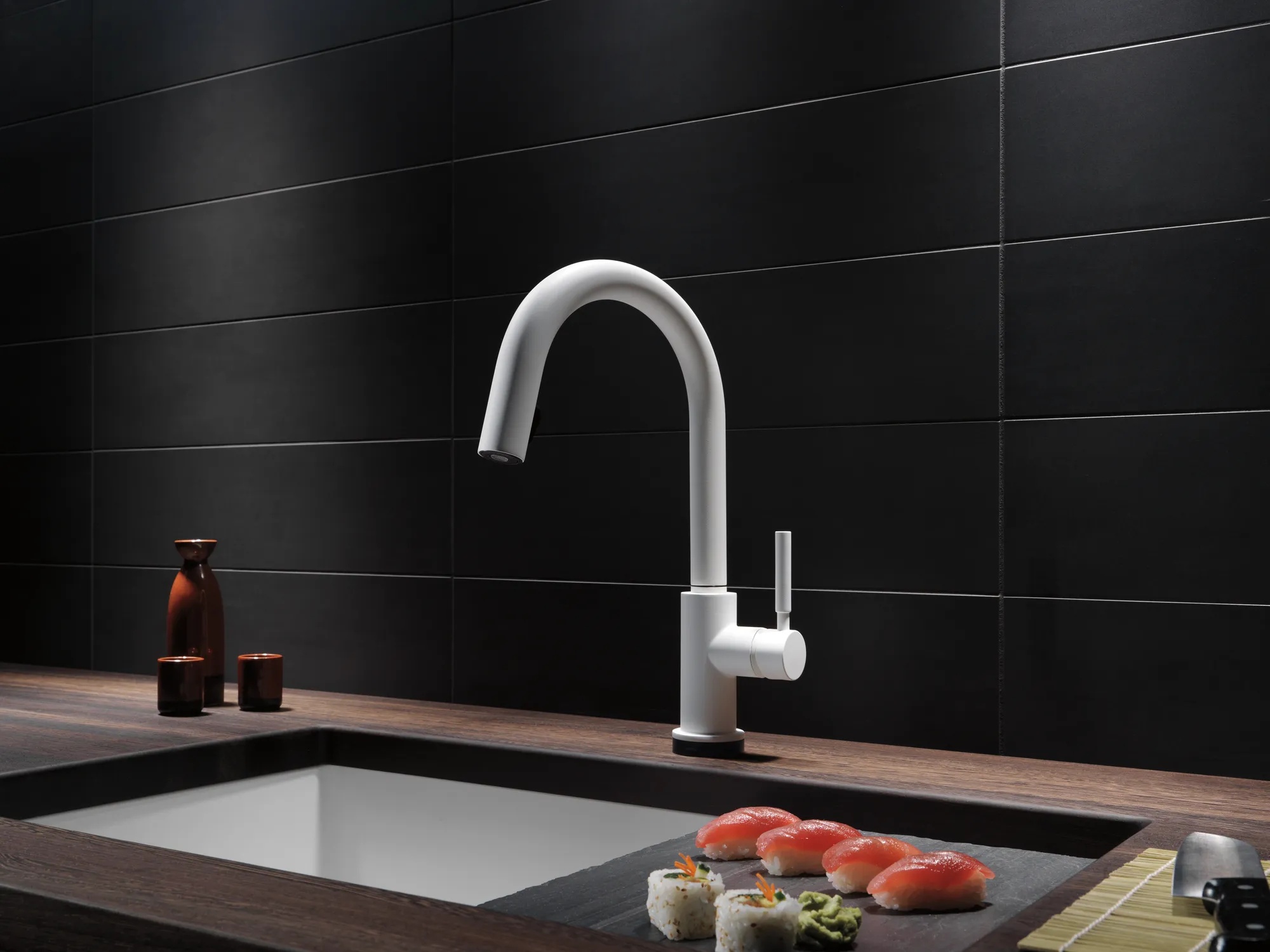 Solna® | SmartTouch® Pull-Down Kitchen Faucet