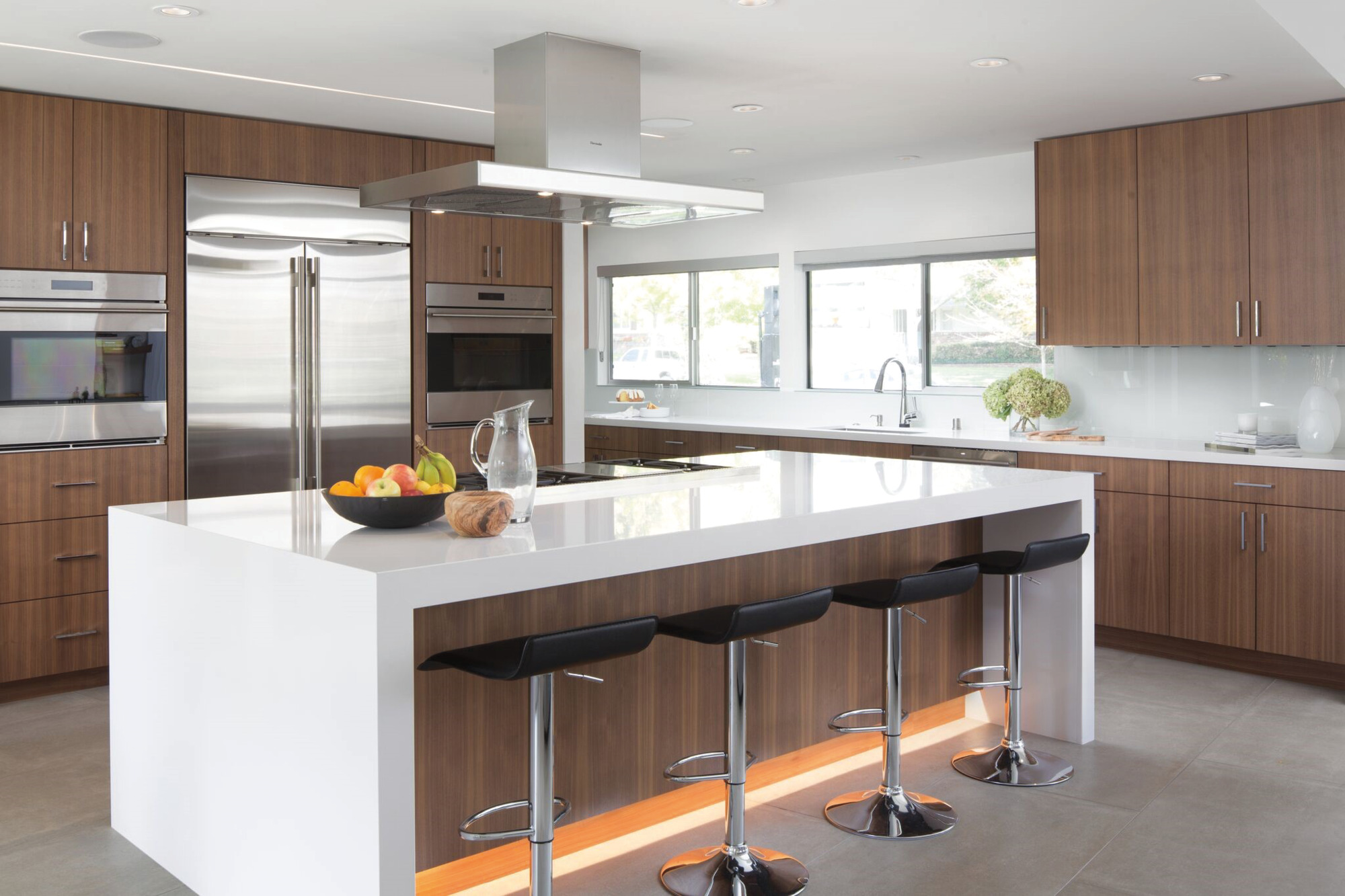 ザンブロッタ Venuto® | SmartTouch® Pull-Down Kitchen Faucet