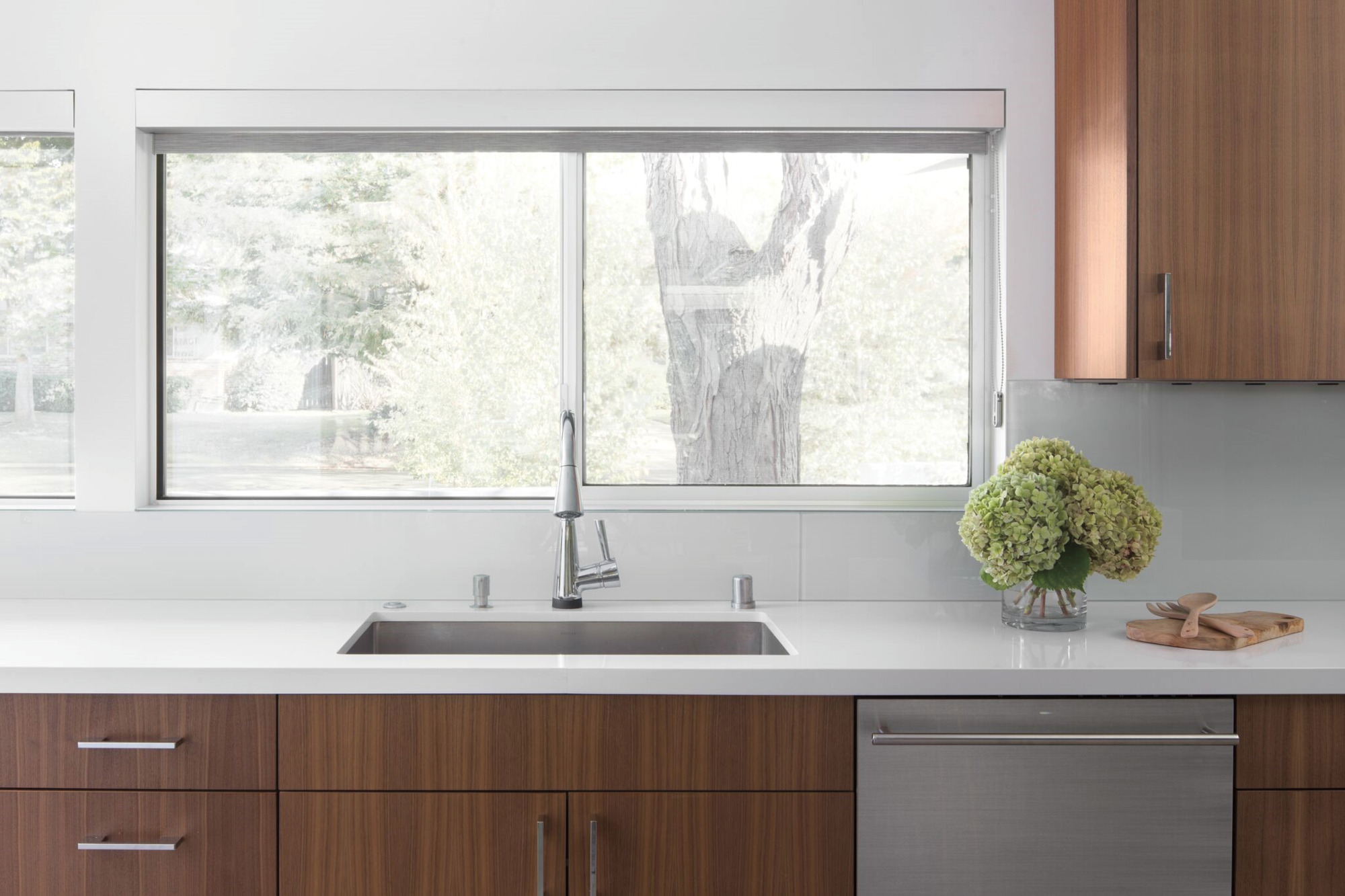 Venuto® | SmartTouch® Pull-Down Kitchen Faucet