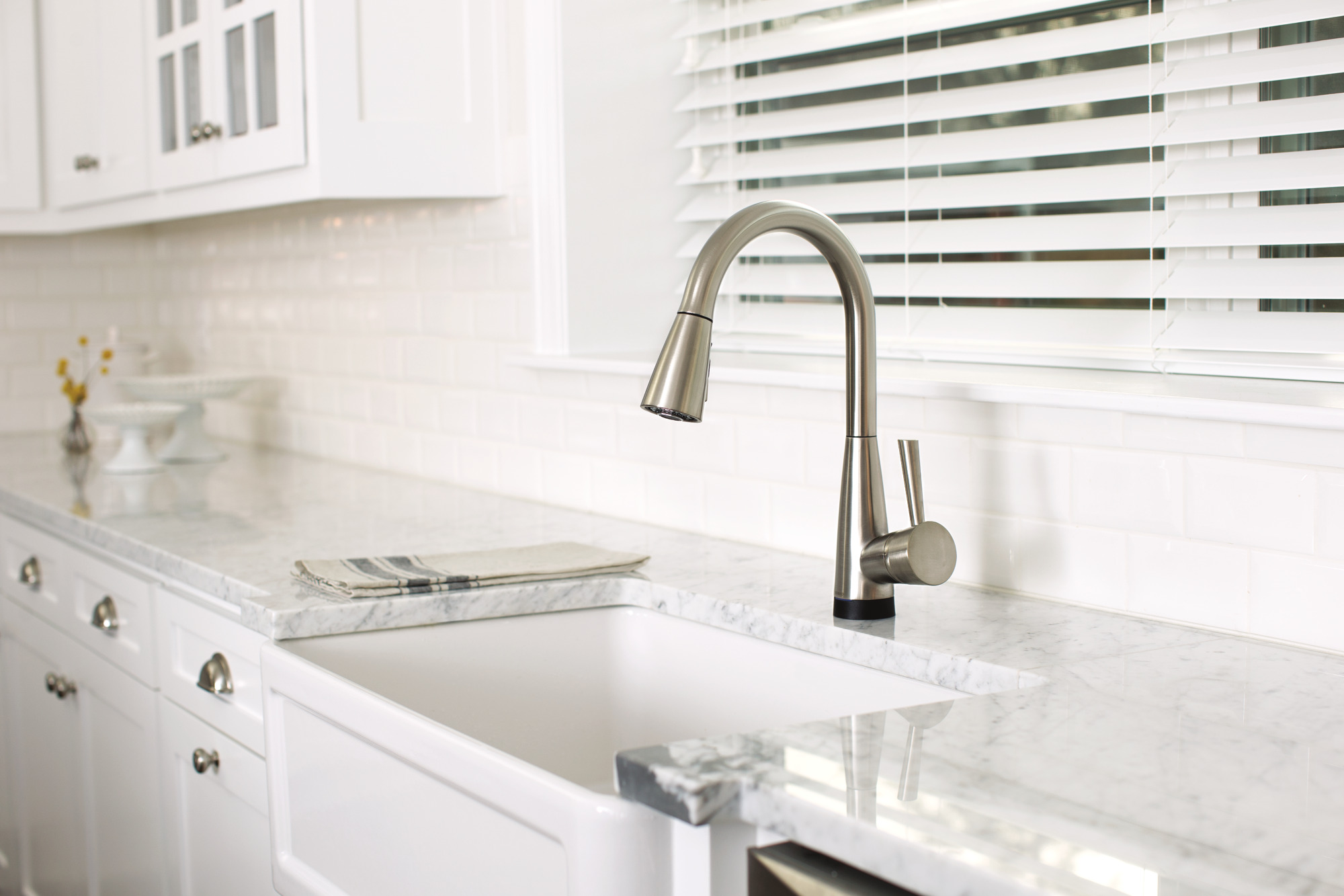 Venuto® | SmartTouch® Pull-Down Kitchen Faucet