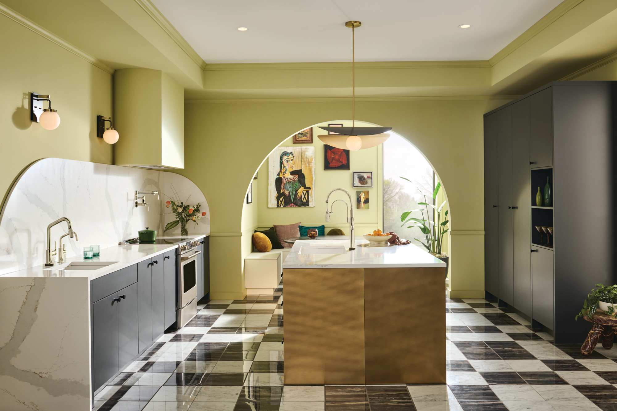 Litze® | Beverage Faucet with Angled Spout and Knurled Handle