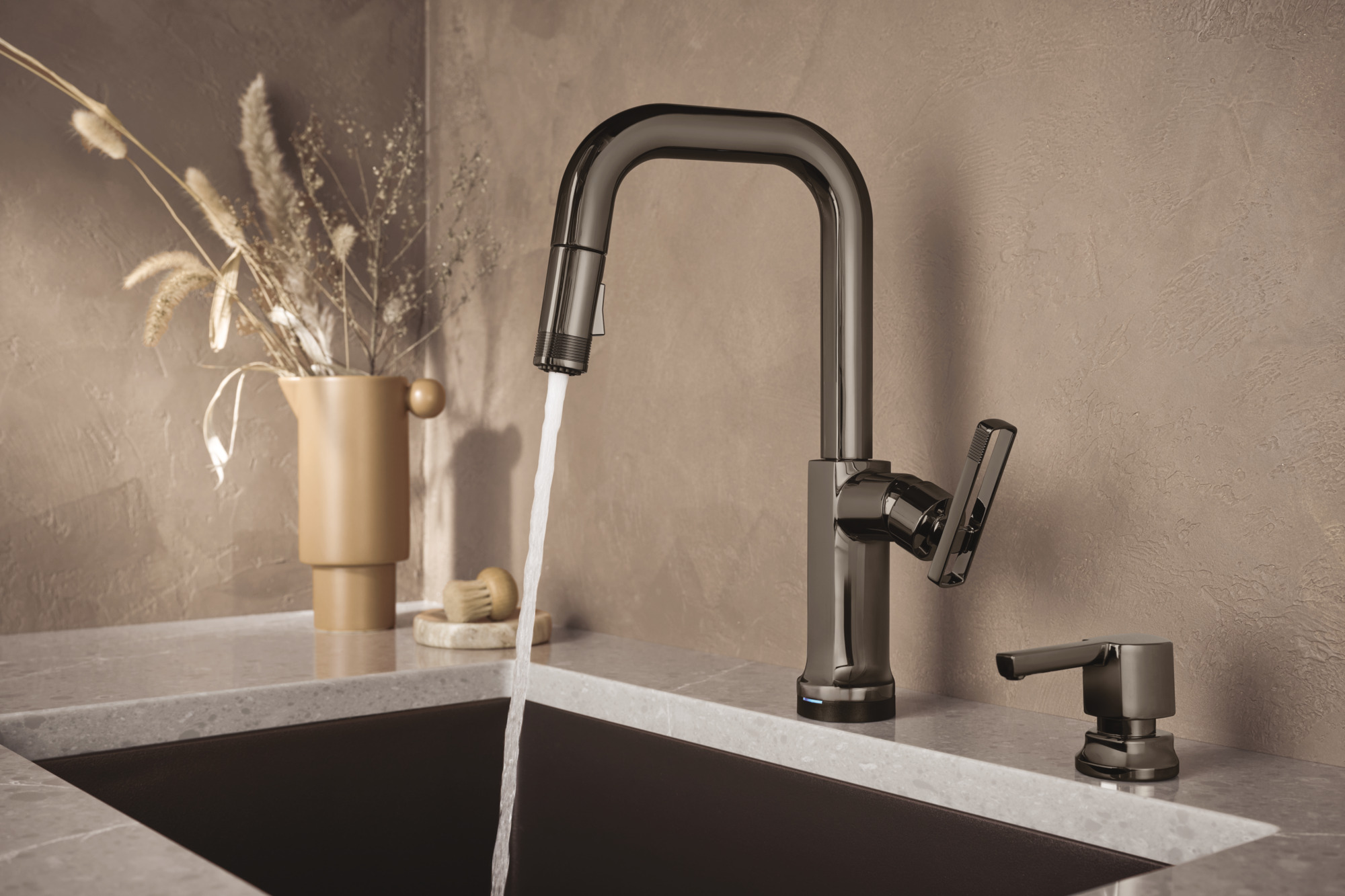 48Labo Kintsu® | SmartTouch® Pull-Down Prep Faucet with Square Spout