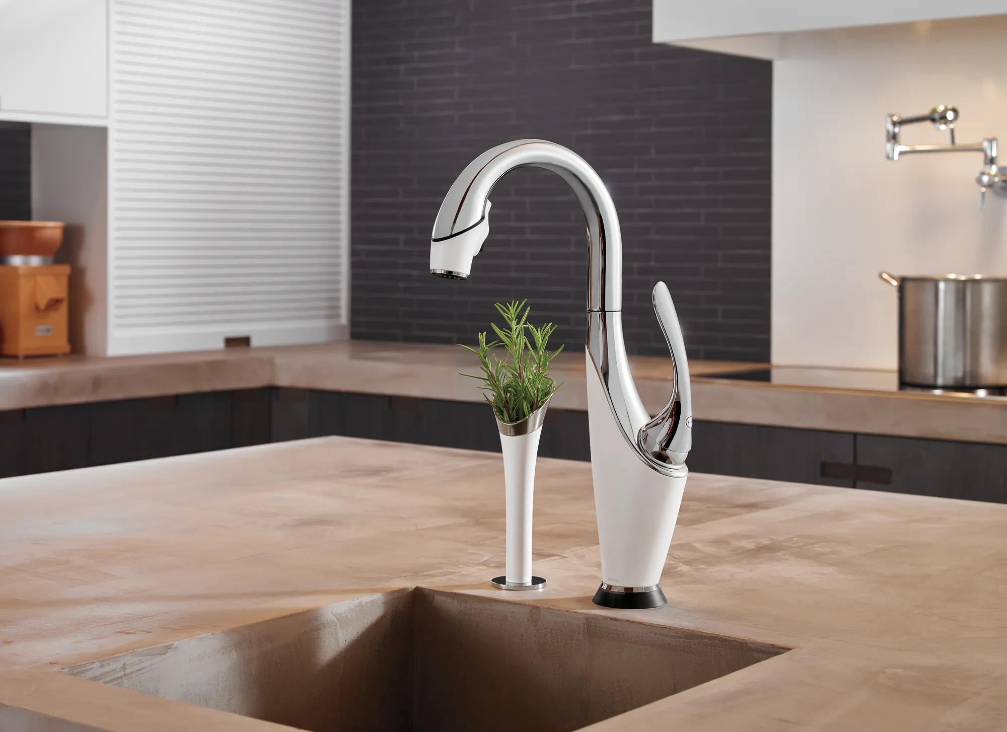Vuelo® | Bud Vase