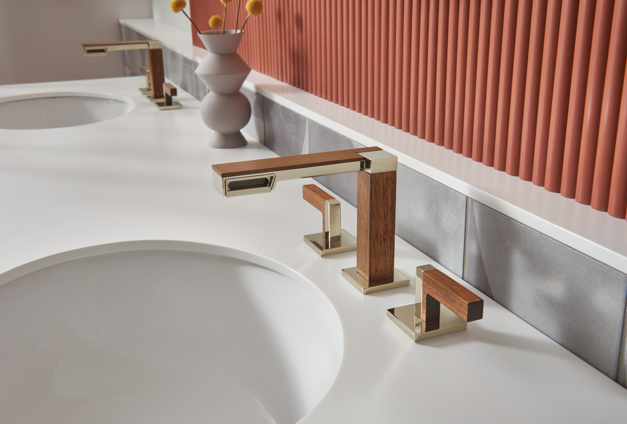 ロイヤルブラッド ロイヤル スリットパイプ用角上座金 KZ-2525・KZ-3131・KZ-4040