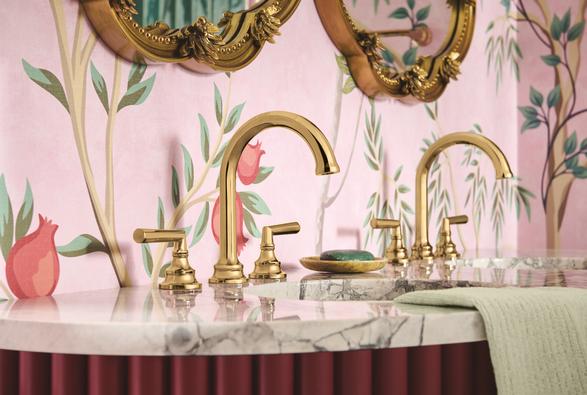 [FaB] Golden Tipple CF 3枚 Beauclere® | Widespread Lavatory Faucet with Arc Spout - Less