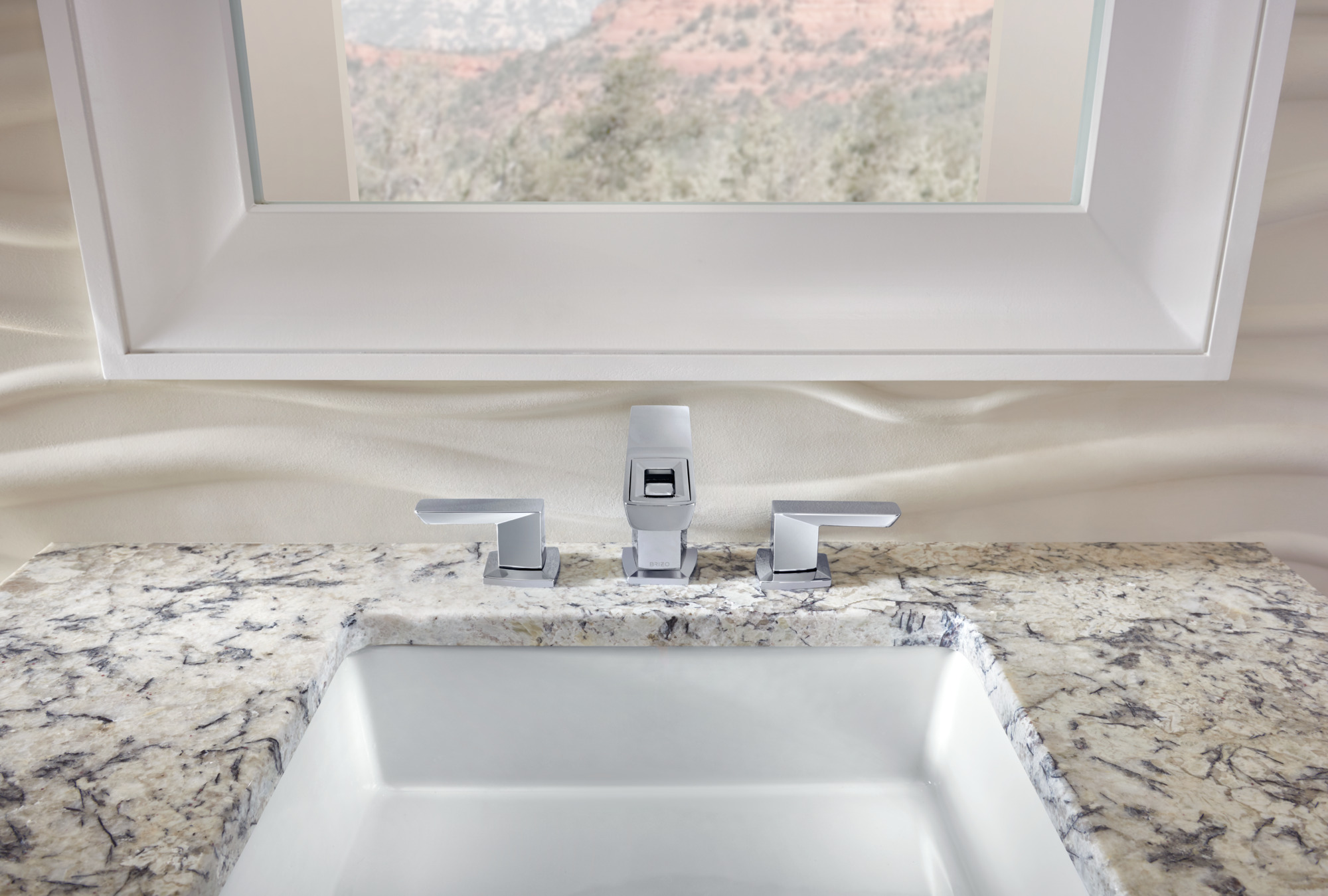 Vettis® | Widespread Lavatory Faucet With Open-Flow Spout 1.2 GPM
