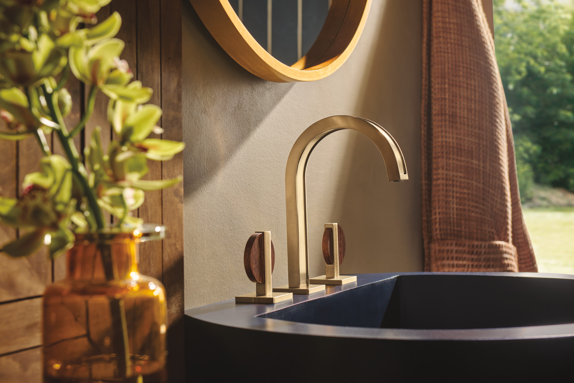 Frank Lloyd Wright® Bath Collection by Brizo® | Widespread