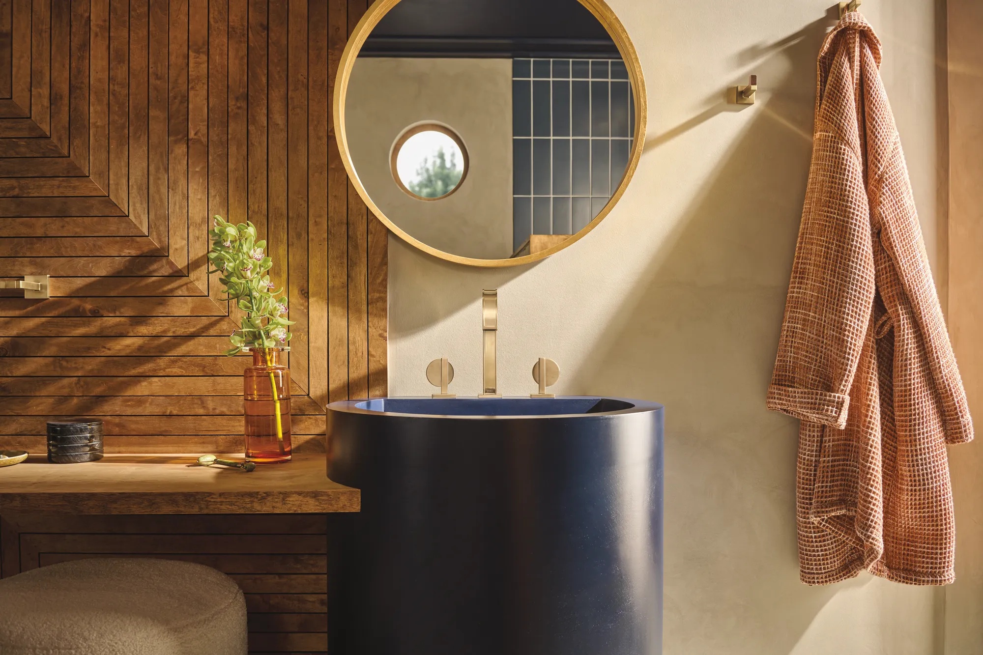 Frank Lloyd Wright® Bath Collection by Brizo® | Widespread