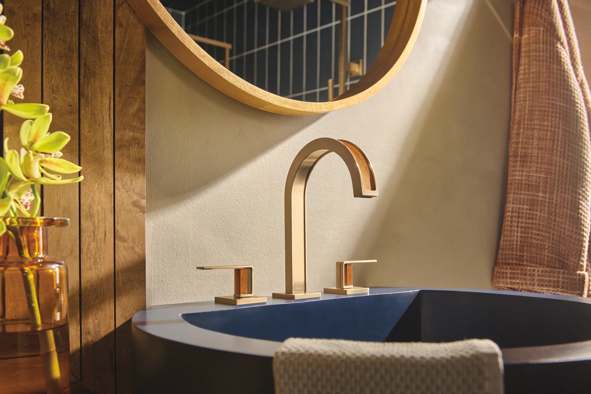 Frank Lloyd Wright® Bath Collection by Brizo® | Widespread