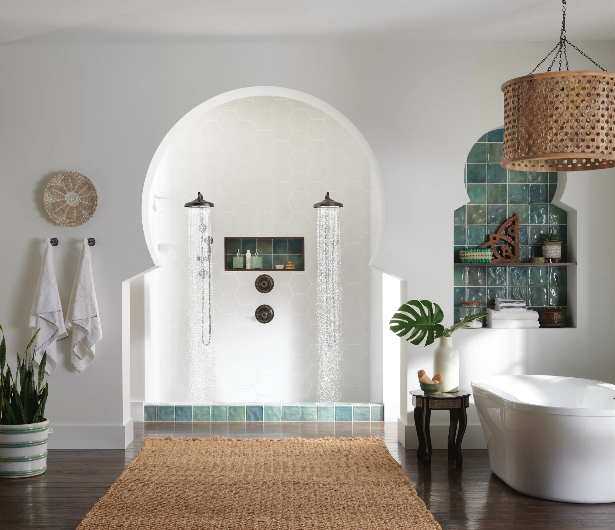 Essential™ Shower Series | Linear Round Shower Column Extension