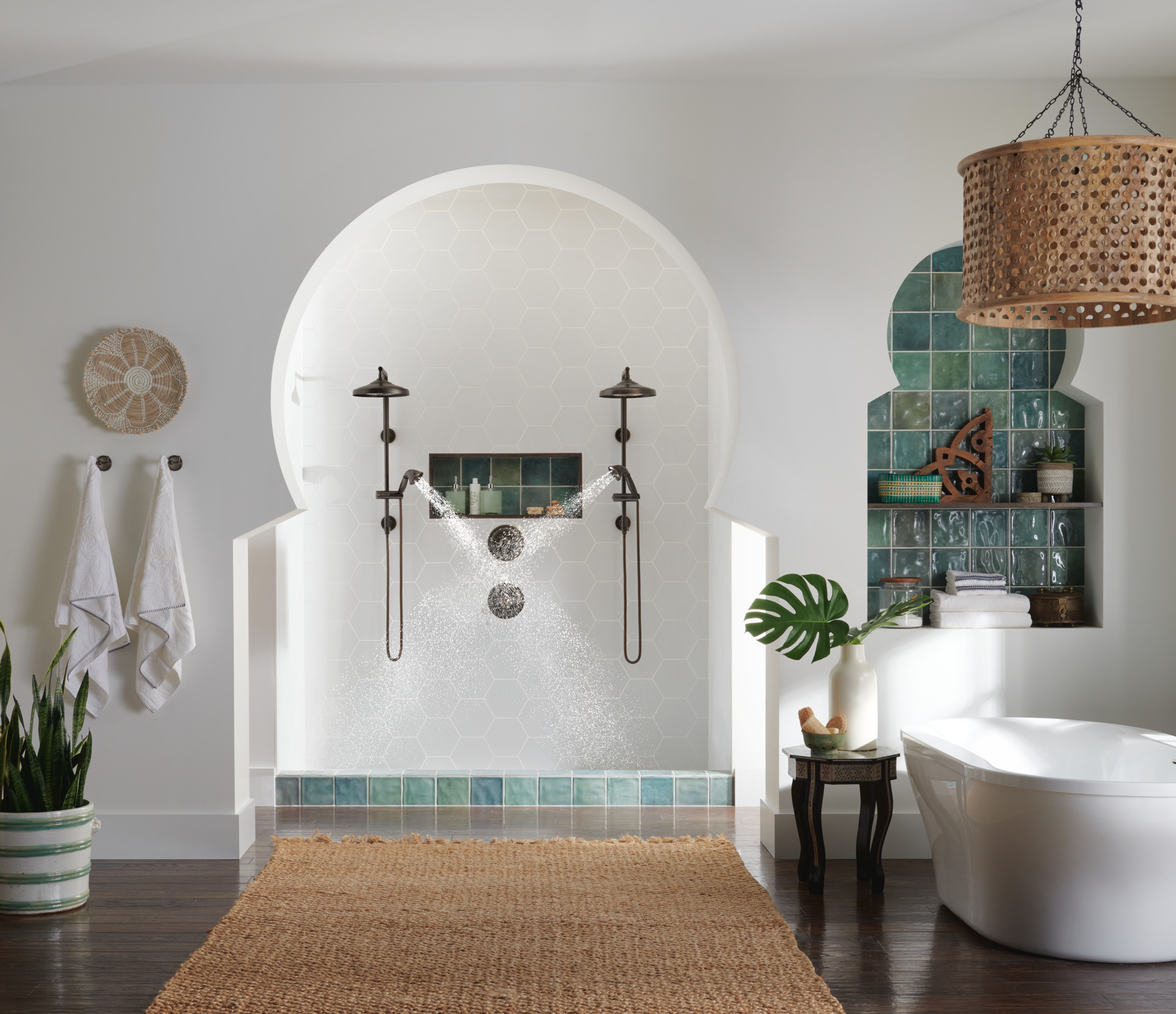 Essential™ Shower Series | Linear Round Shower Column Extension