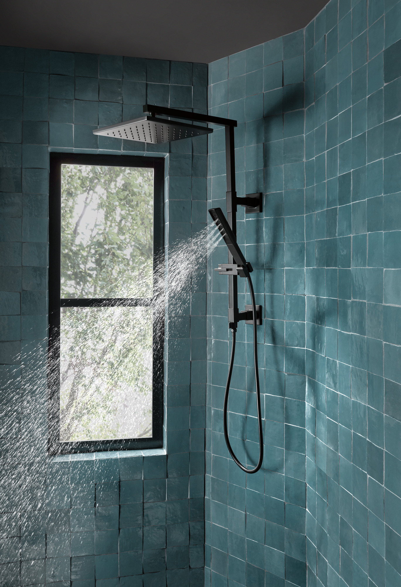 Essential™ Shower Series | Linear Square H2Okinetic® Multi