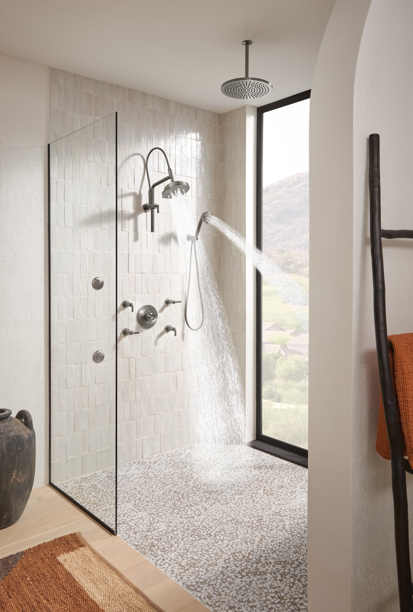 Litze® | 8” H2Okinetic® Round Multi-Function Wall Mount Showerhead