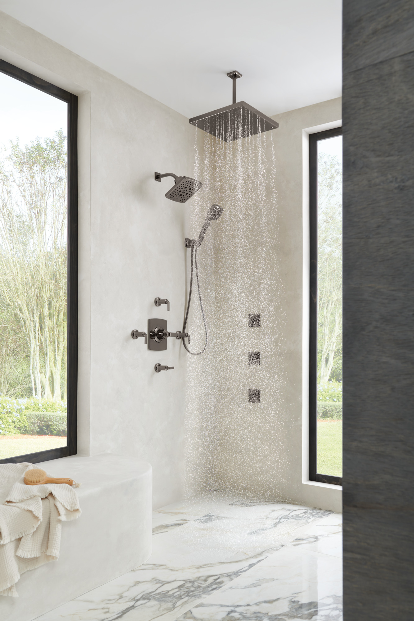 Essential™ Shower Series | 7