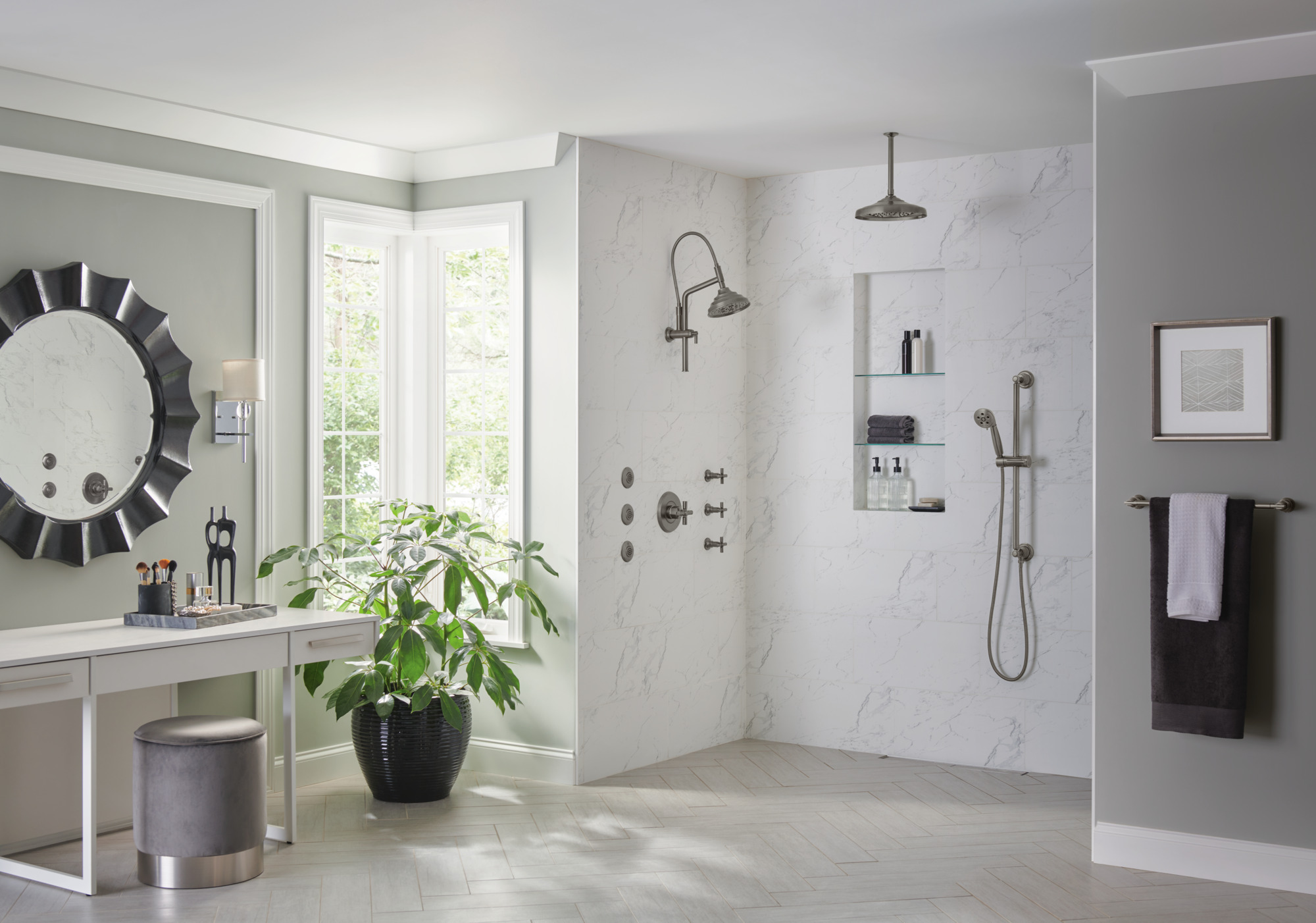 Essential™ Shower Series | Hydrachoice Max® Round Body Spray Trim