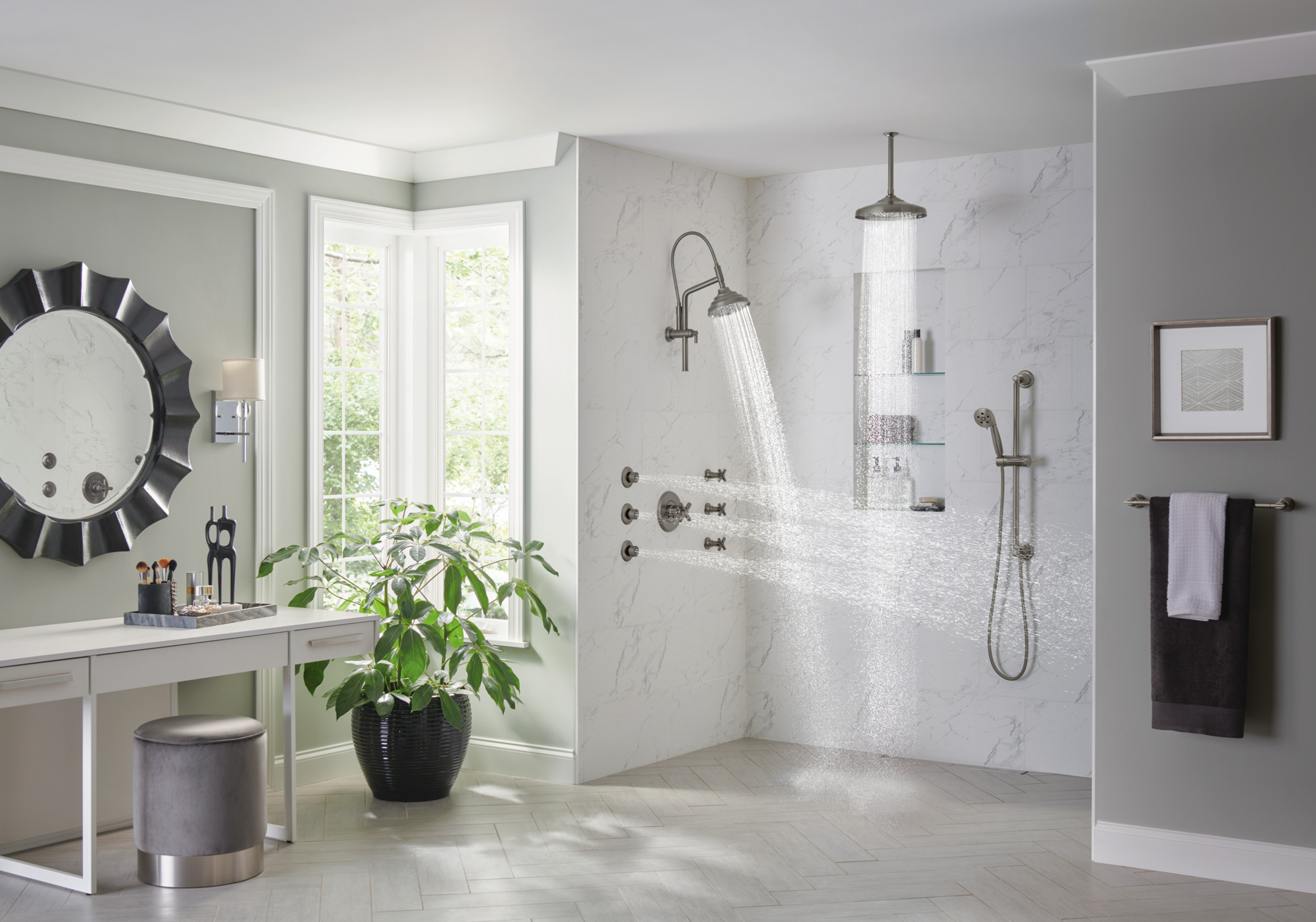 Essential™ Shower Series | Hydrachoice Max® Round Body Spray Trim