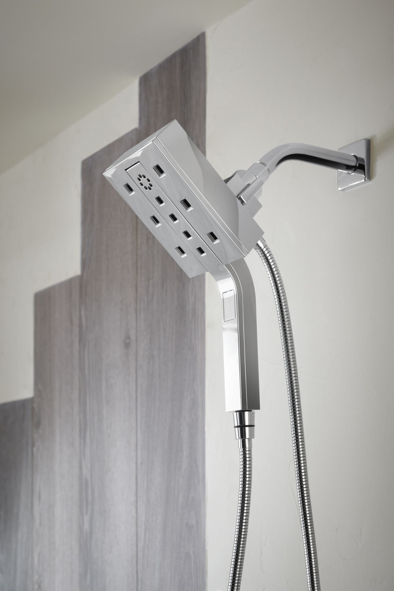 Essential™ Shower Series | 7