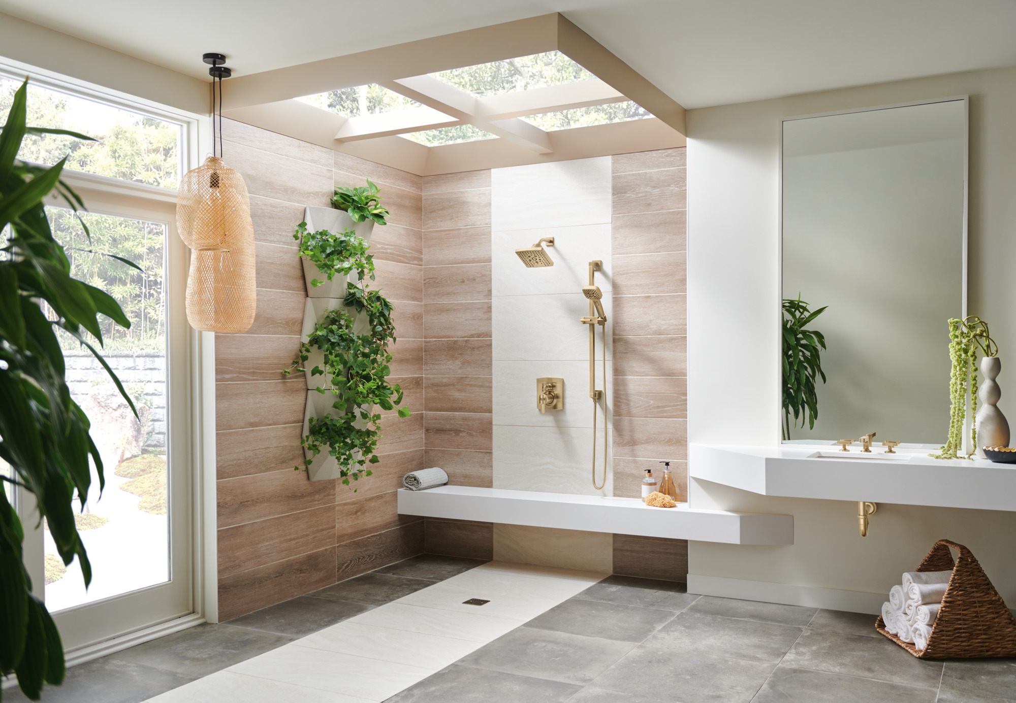 Essential™ Shower Series | Linear Square Slide Bar With Hose