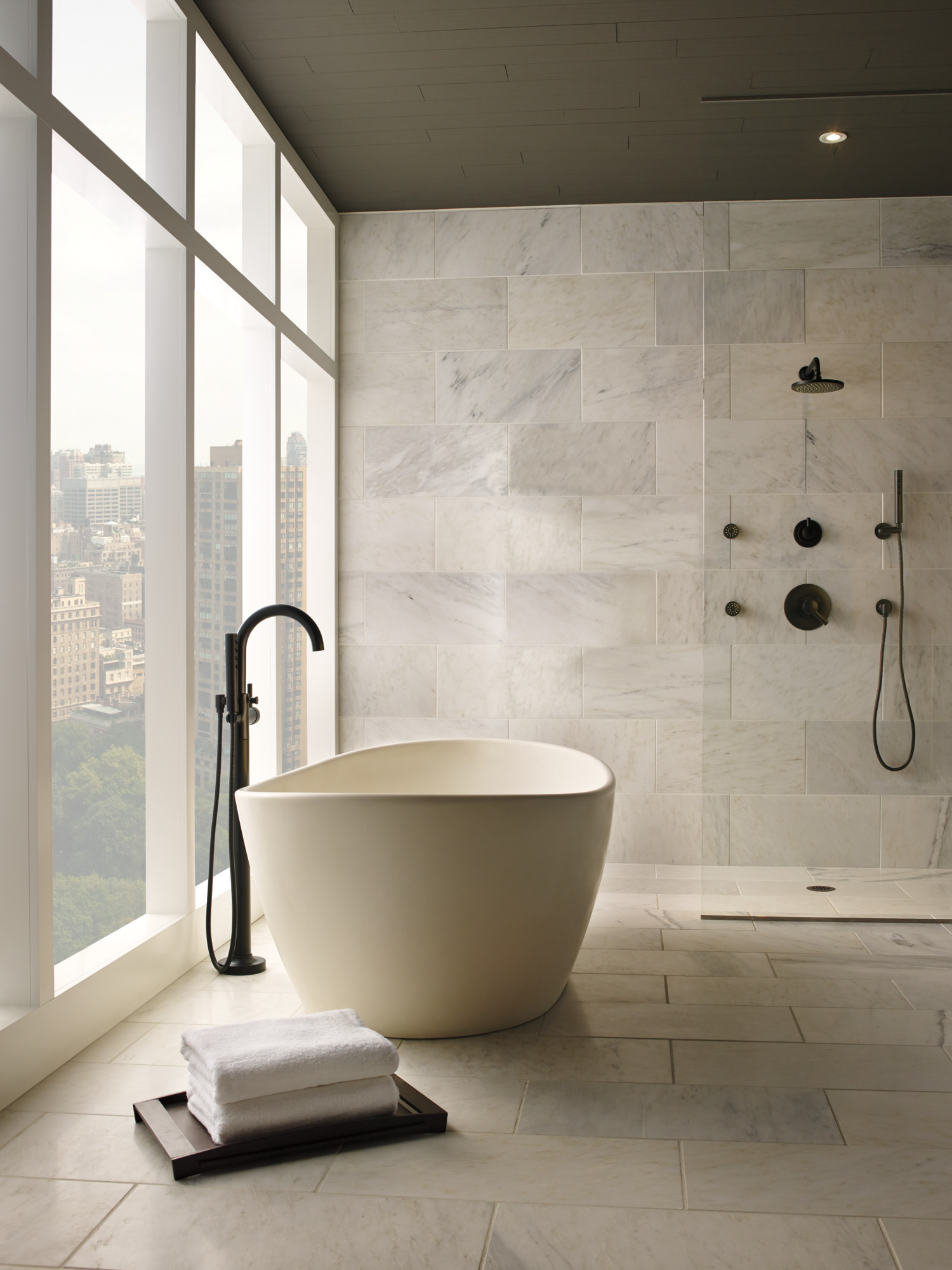 TOKO　HF　BLACK　167g　High Fluoro　大容量バルク品 Jason Wu for Brizo™ | Single-Handle Freestanding Tub Filler