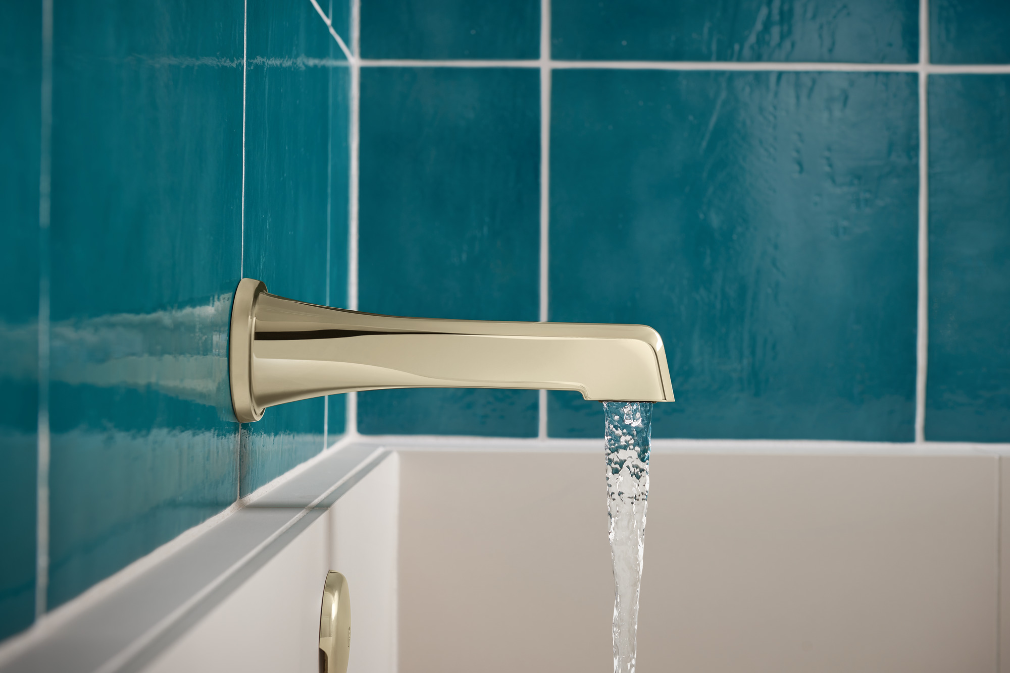 Levoir® | Non-Diverter Tub Spout