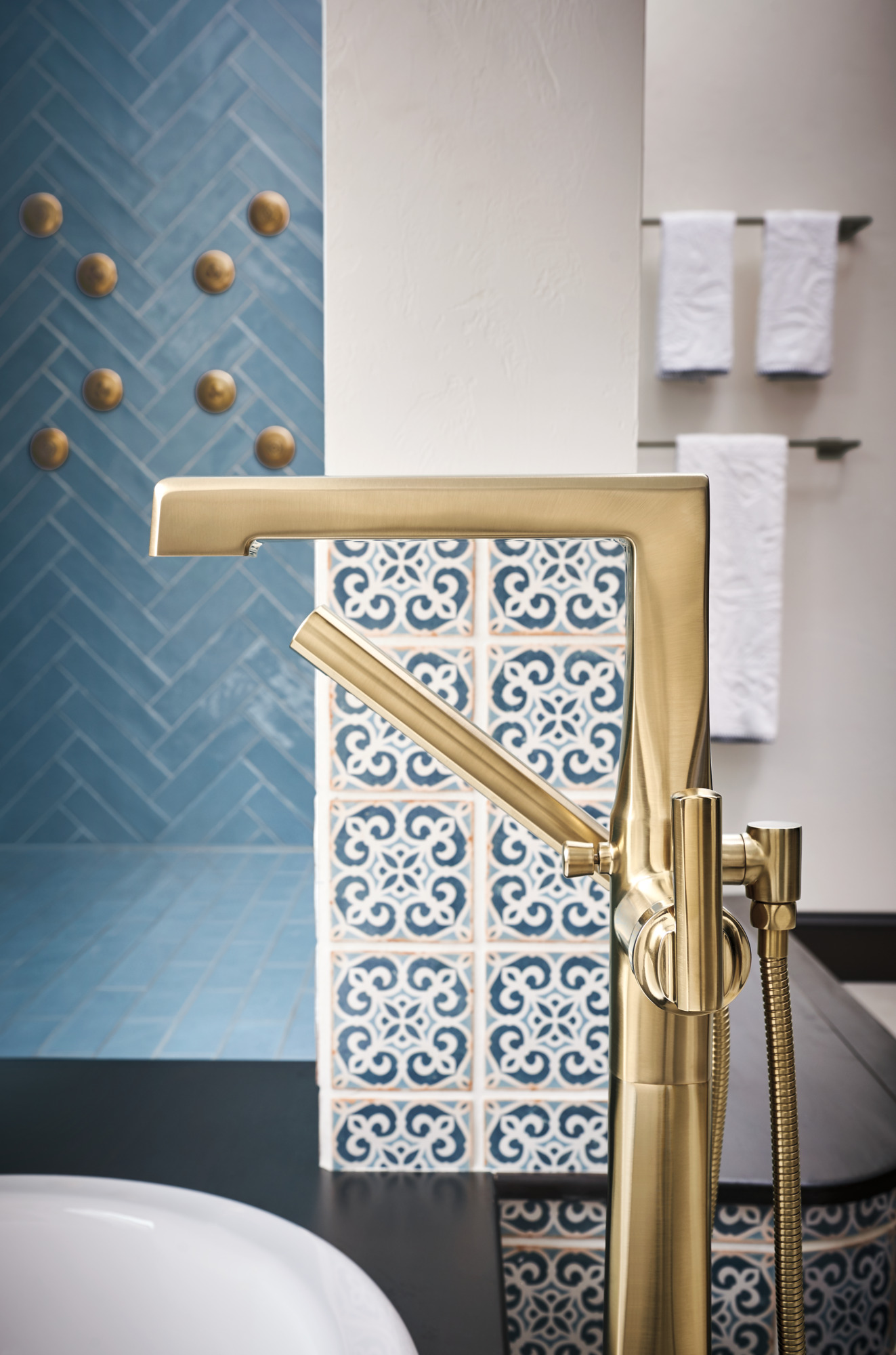Essential™ Shower Series | Hydrachoice® H2Okinetic