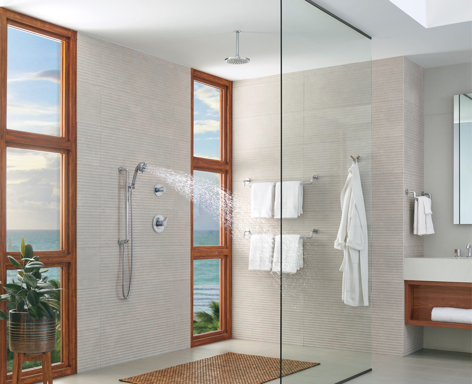 Litze® | Slide Bar Handshower with H2OKinetic® Technology