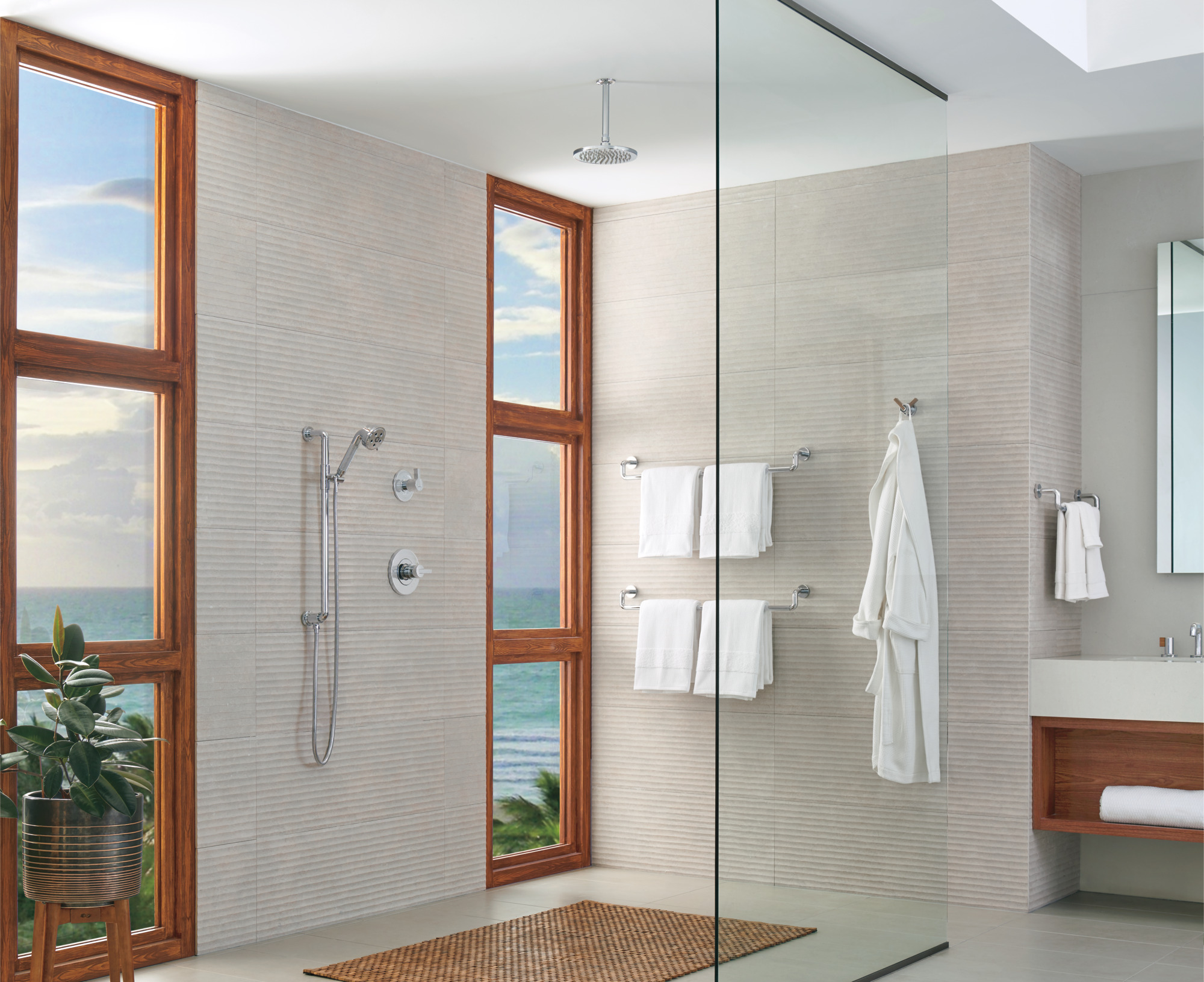 Litze® | Slide Bar Handshower with H2OKinetic® Technology