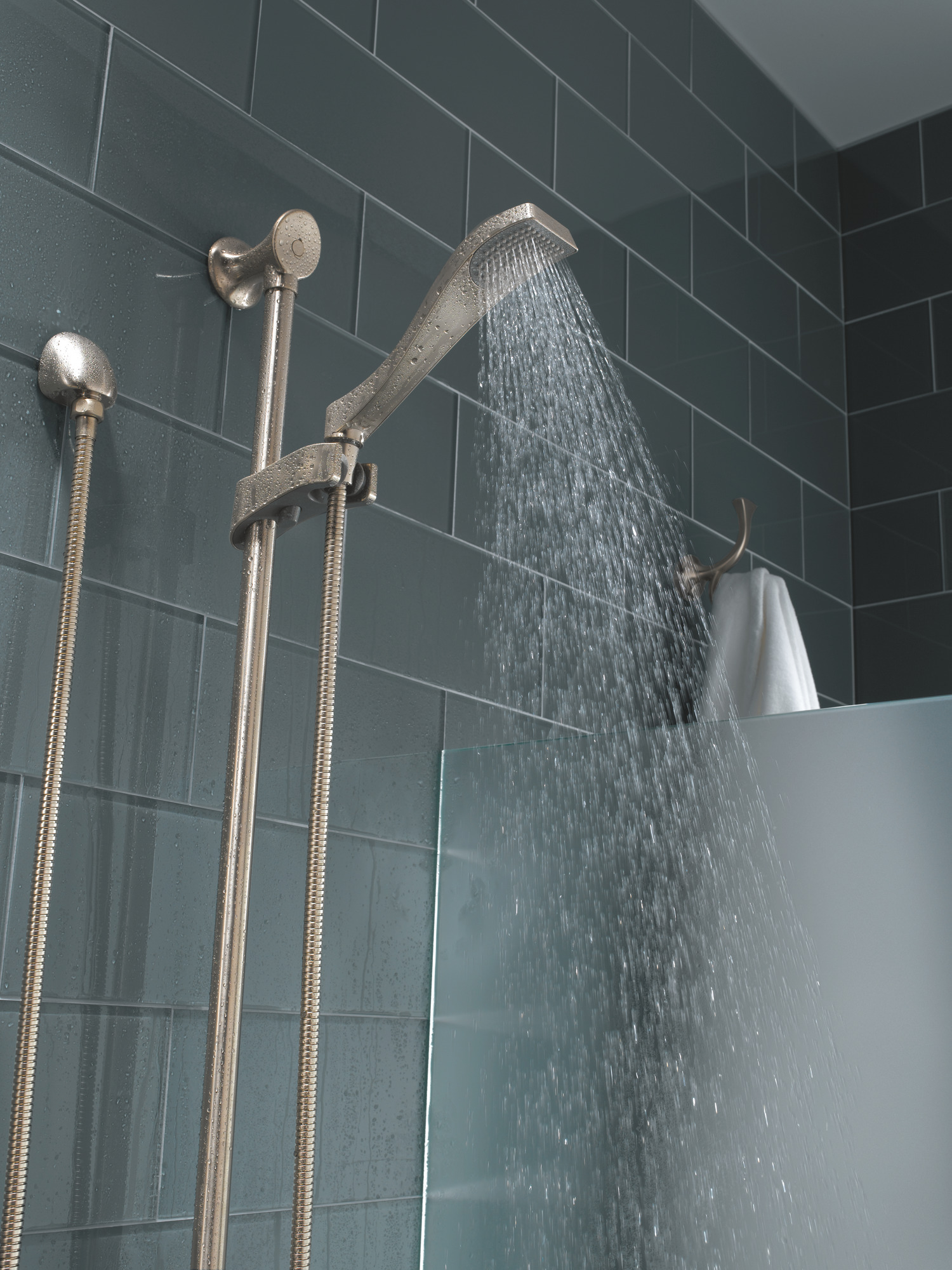 RSVP® | Slide Bar Handshower