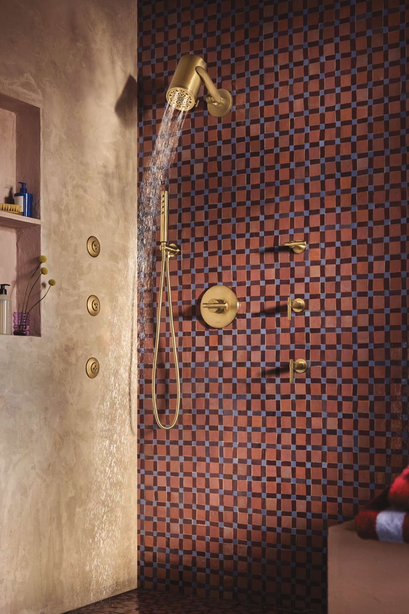 Essential™ Shower Series | Wall Mount Handshower Holder