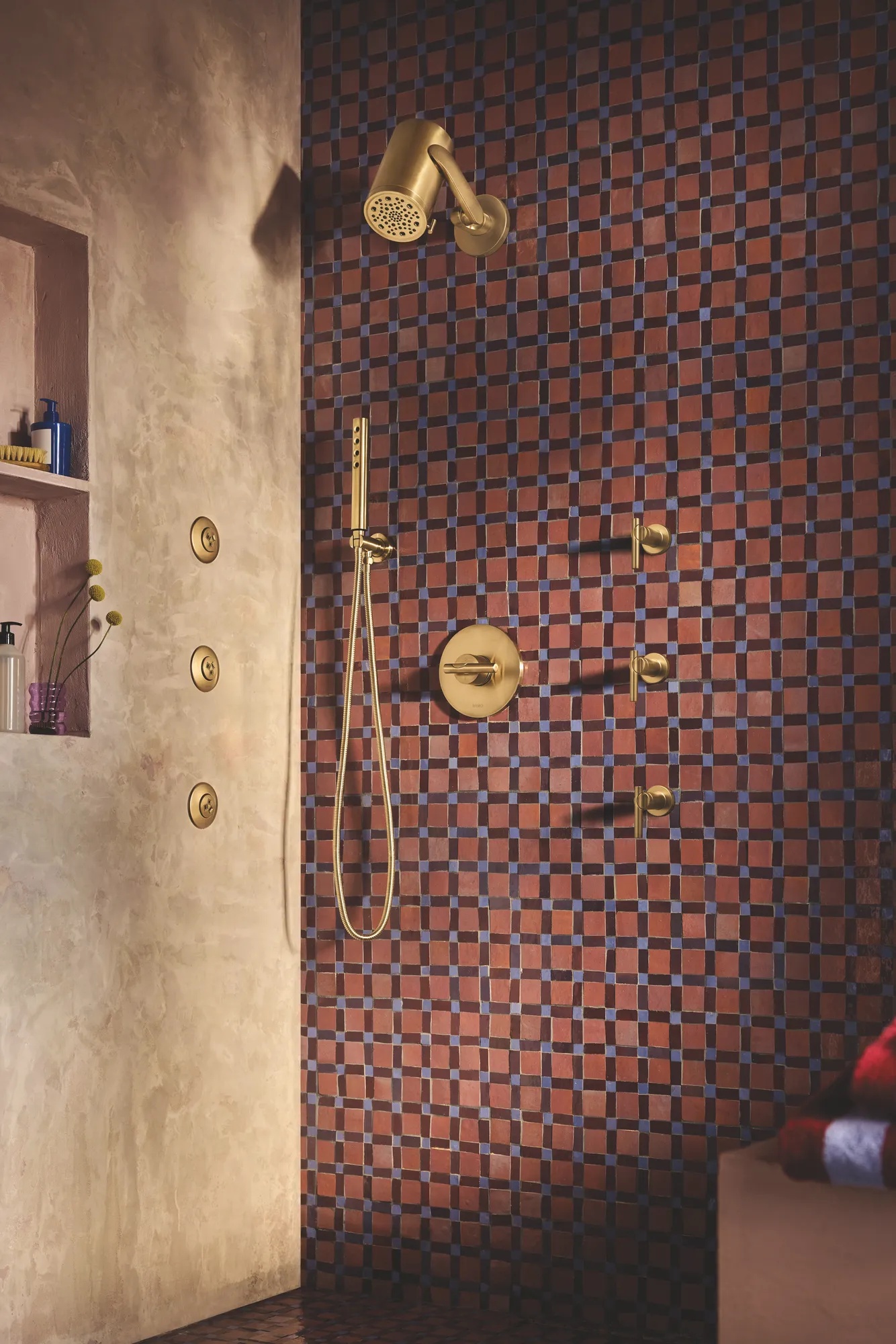 Essential™ Shower Series | Wall Mount Handshower Holder