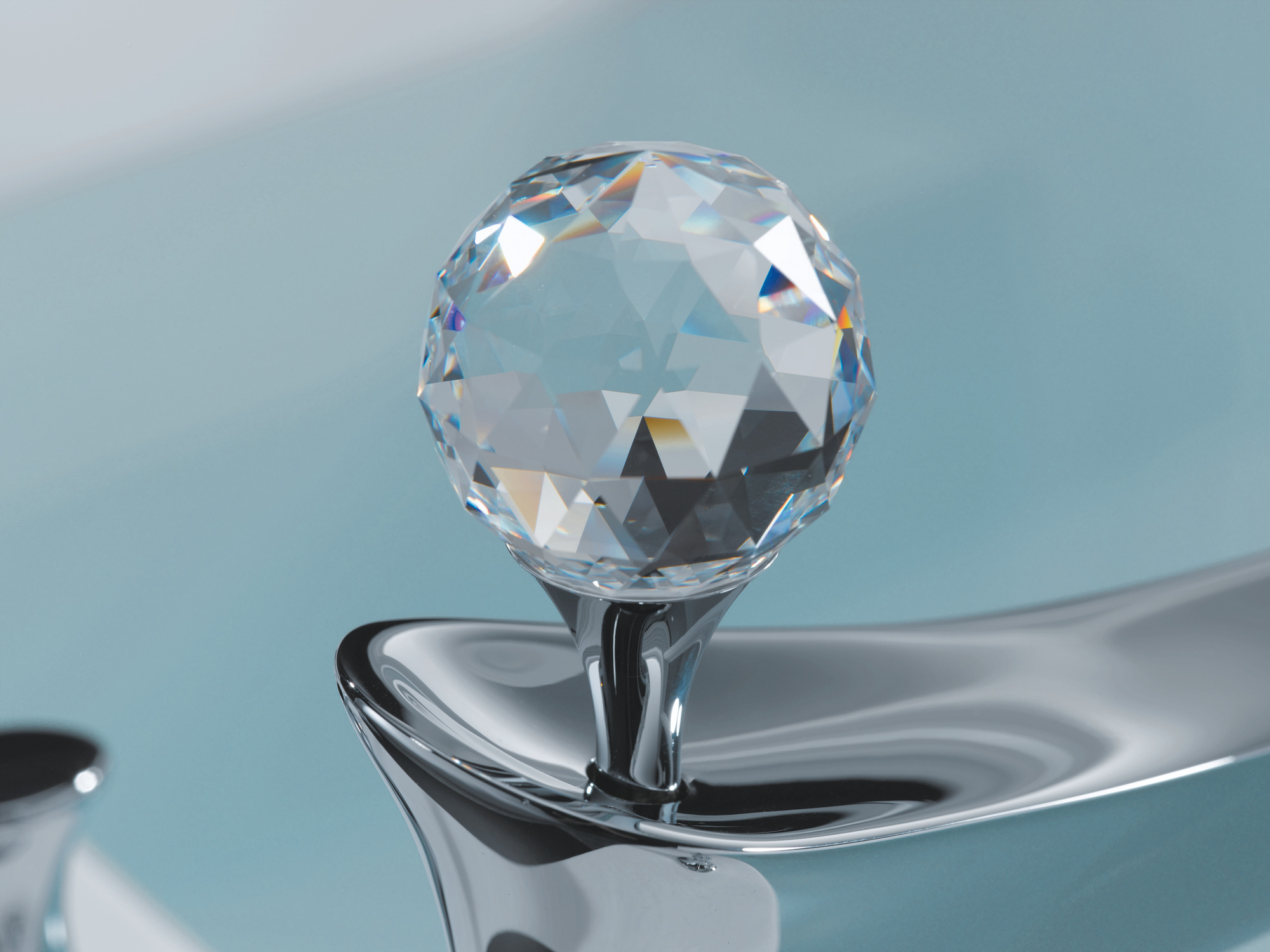 RSVP® | SWAROVSKI® CRYSTAL FINIAL - ROMAN TUB