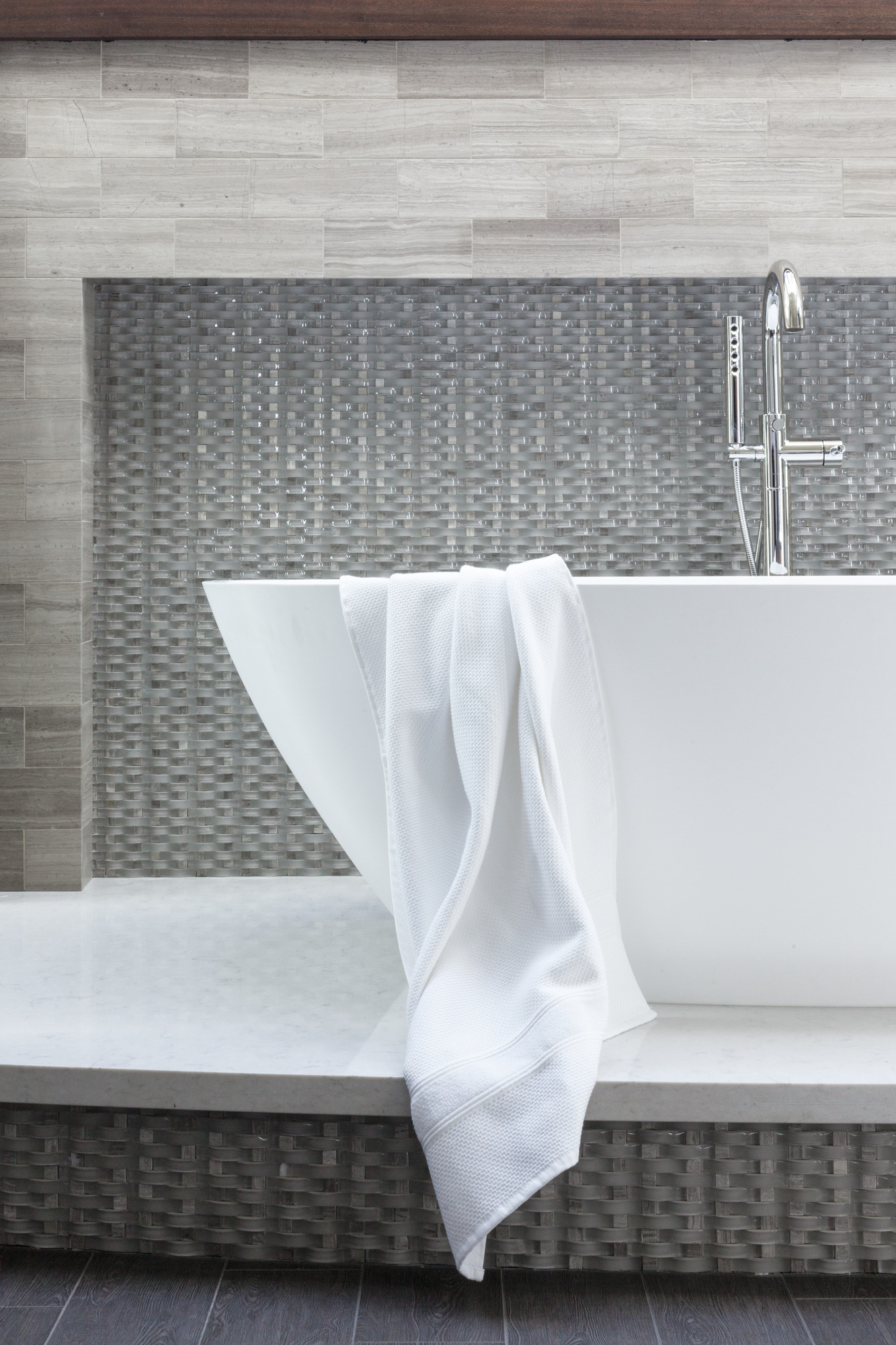 Odin® | Single-Handle Freestanding Tub Filler