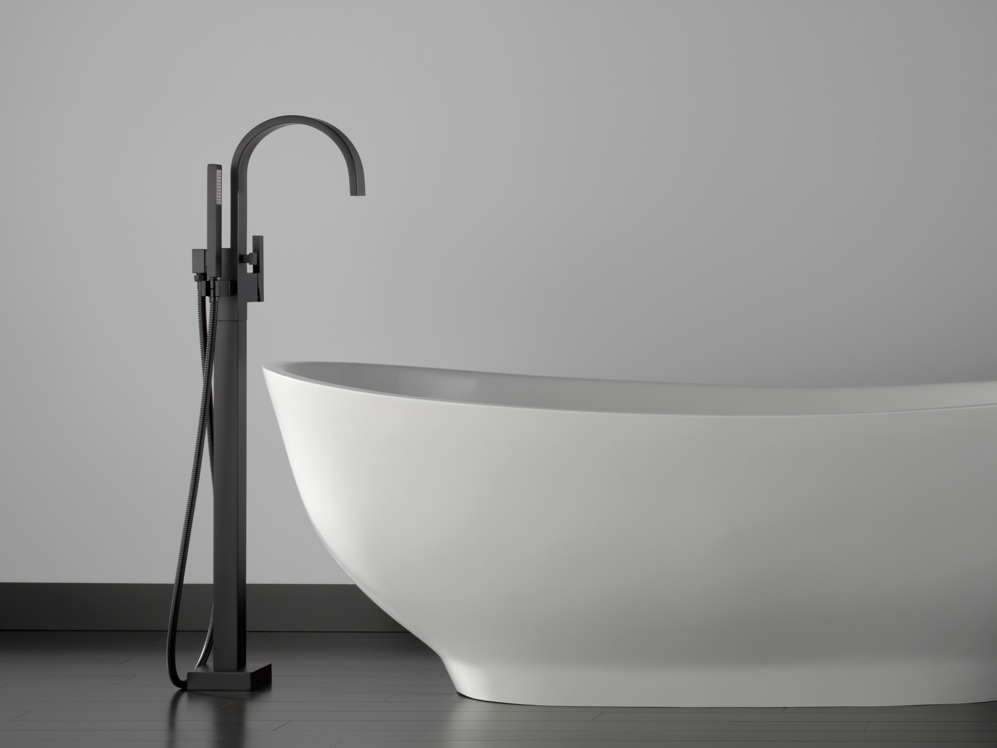 Siderna® | Single-Handle Freestanding Tub Filler