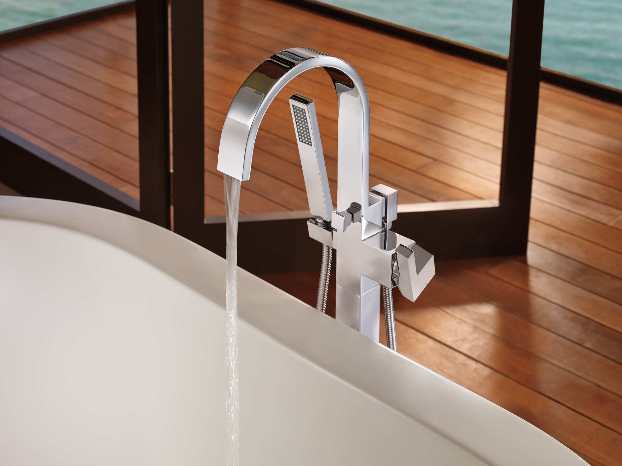 Siderna® | Single-Handle Freestanding Tub Filler
