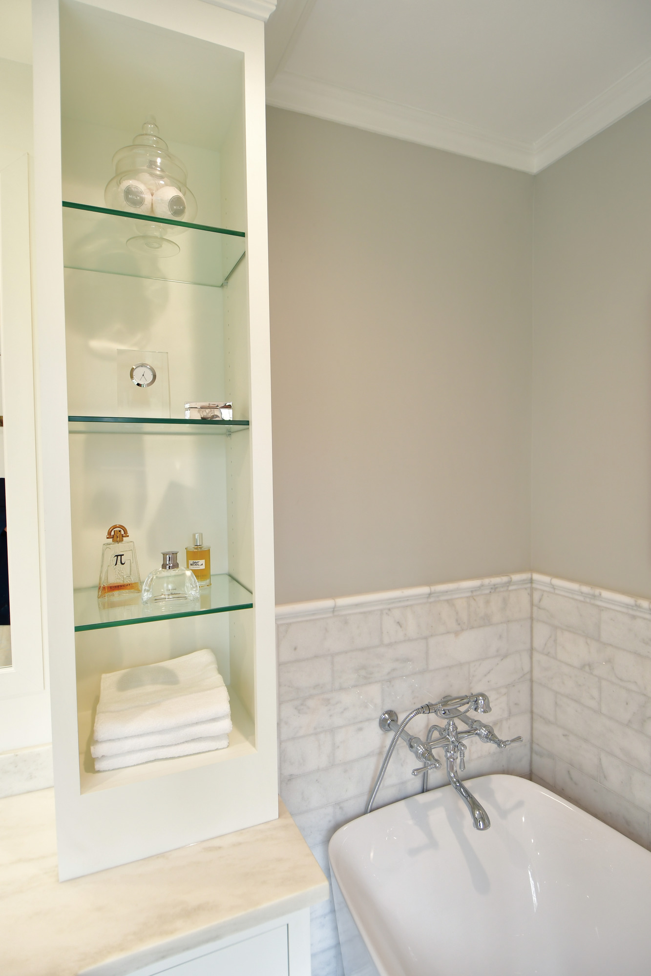 Tresa® | Two-Handle Tub Filler Trim Kit with Lever Handles