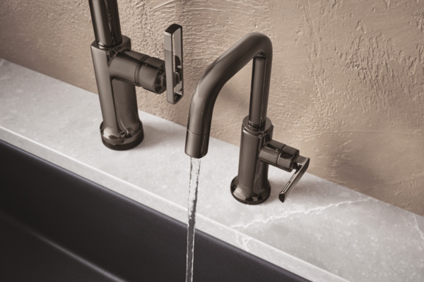 Kintsu® | Beverage Faucet with Square Spout