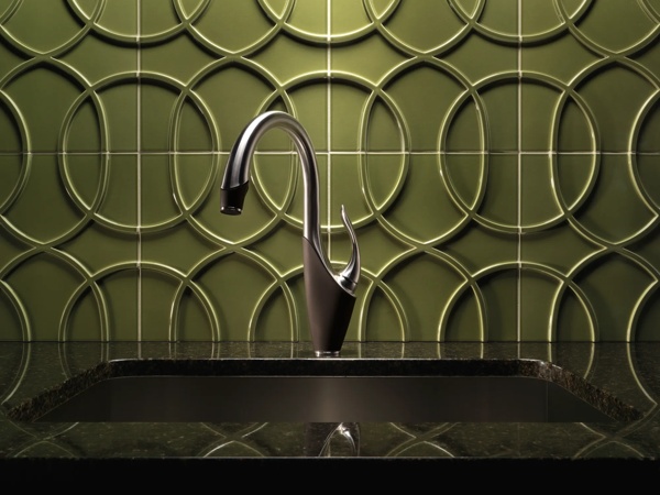 Vuelo® | Single Handle Pull-Down Kitchen Faucet