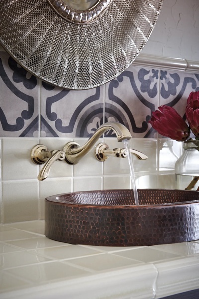 65885LF-PNLHP_HL5885-PN_WATER_WEB.jpg