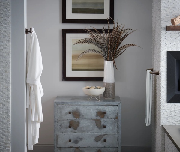 693540-RB_699240-RB_69818-RB_DETAIL_MID_ROOM_WEB.jpg