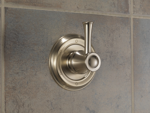 BALIZA_MEDIUM_FLOW_CUSTOM_SHOWER_T60905-BN_WEB.jpg